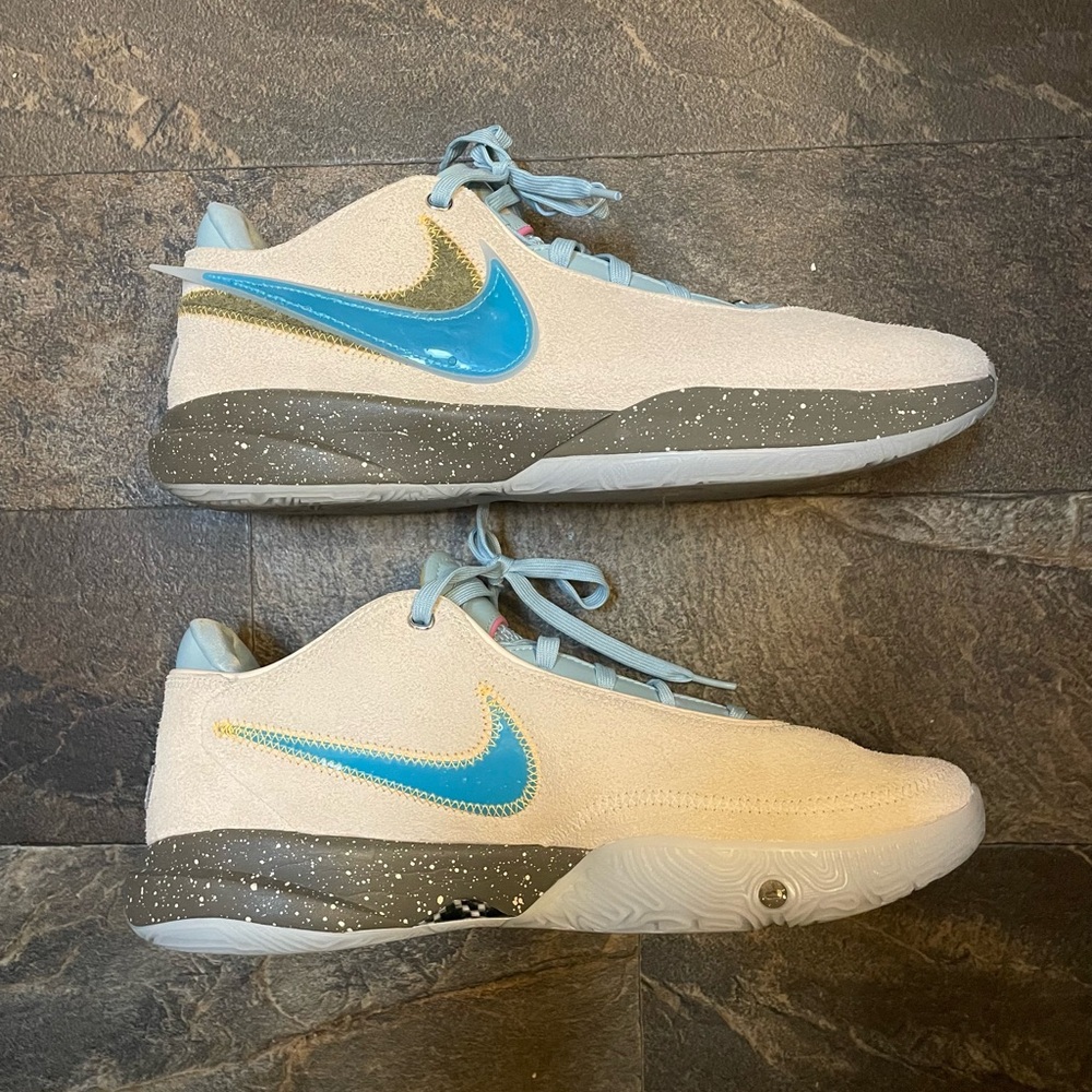 Nike UNKNWN x LeBron 20 'Message in a Bottle' sneaker